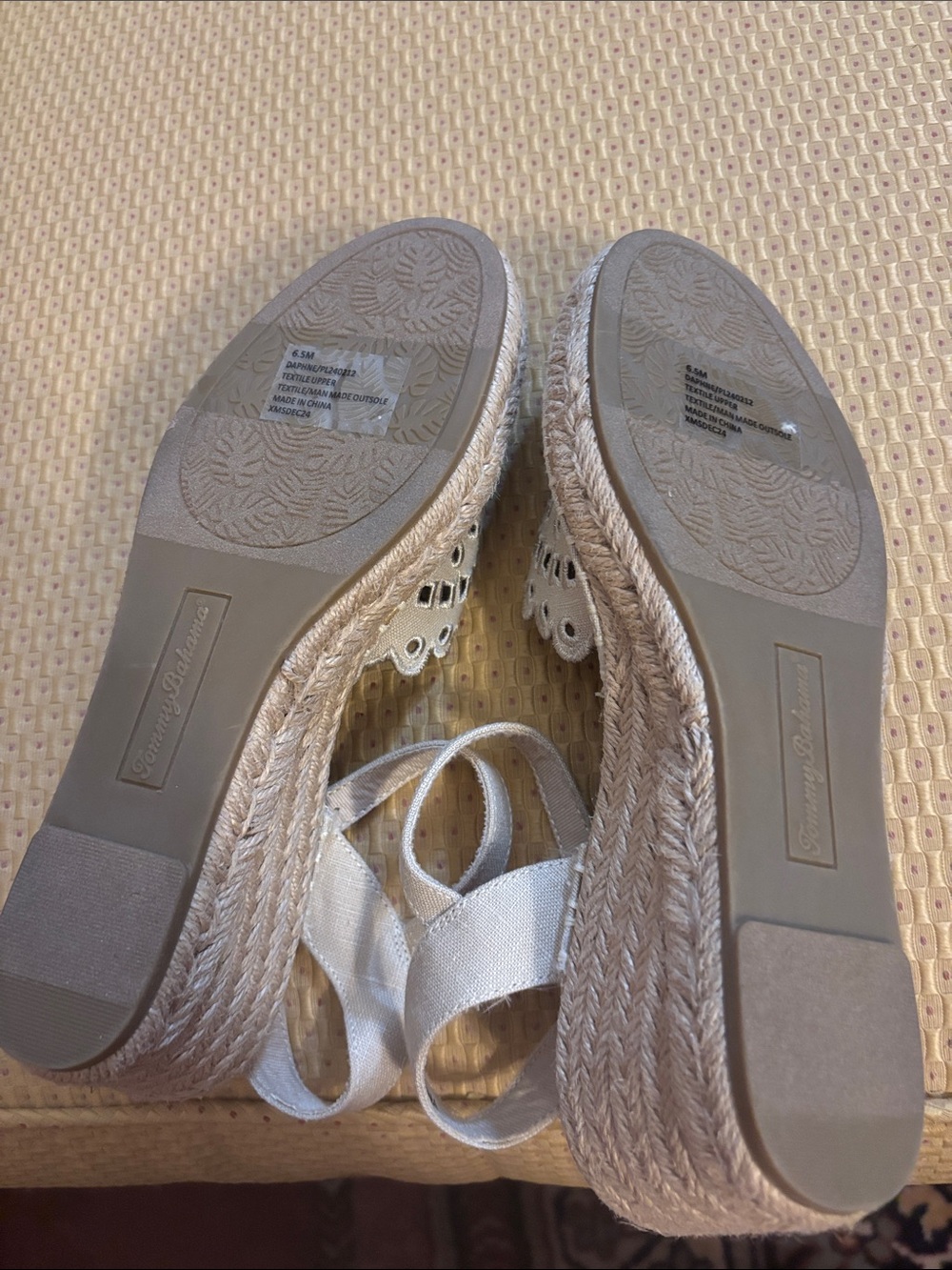 Tommy Bahama Shoes - Picture 3 of 6